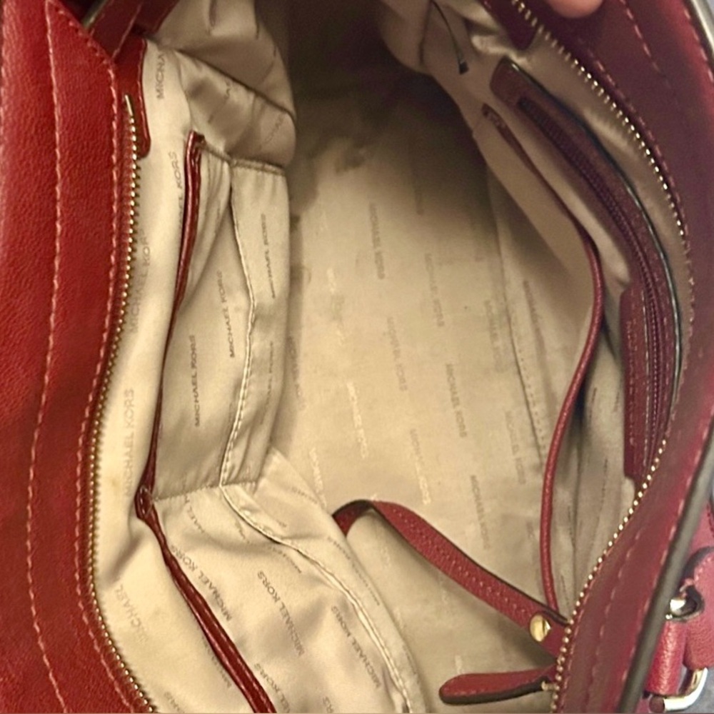 MICHAEL KORS Hamilton Large Red/Burgundy Leather Satchel Handbag Gold Lock - Picture 3 of 4
